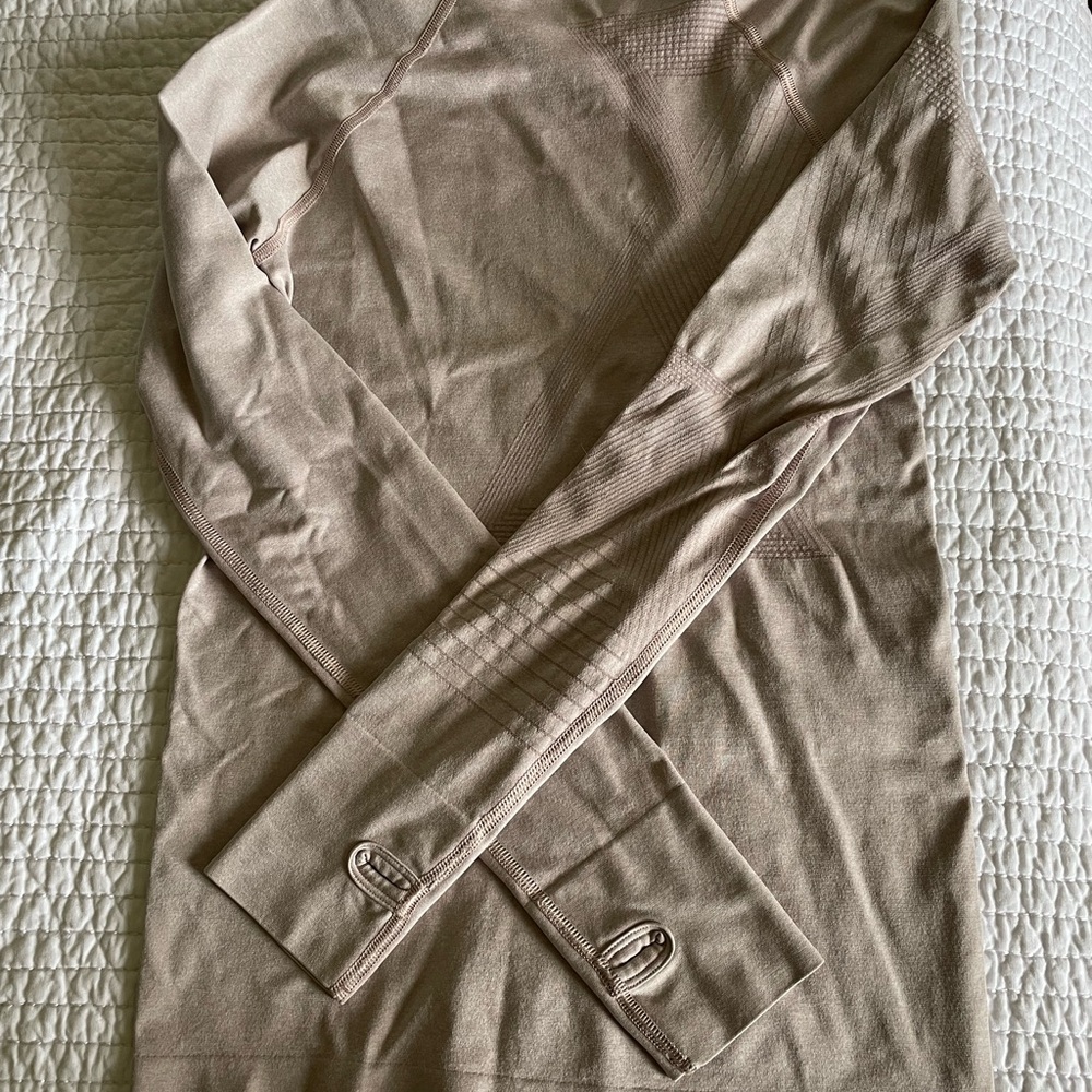Oiselle Beige Long Sleeve Top